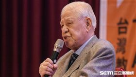 前總統李登輝10日出席「2016深化民主文化，追求永續主權」募款餐會並發表談話。（資料照／記者林敬旻攝）