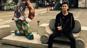 Royal Pirates,James,Moon,Soo Yoon,韓團,截肢,左手,貝斯,吉他,餐廳（圖／翻攝自James IG）