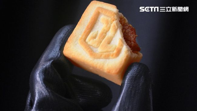 了無新意？蝙蝠俠也想吃的燒肉鳳梨酥