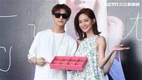 曾之喬睽違十一年舉辦專輯簽唱會,王子邱勝翊驚喜現身相挺