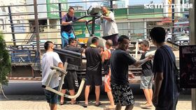 沛綠雅健身中心汰換整批器材，並透過勁悍運動行銷公司居中牽線，轉贈給偏遠的環山部落，提供射箭隊鍛鍊肌耐力的利器（翻攝畫面）