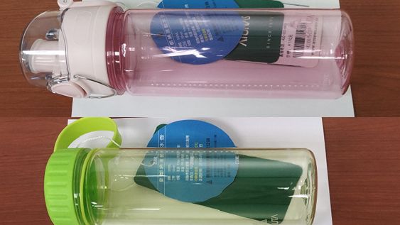 運動品牌水壺出包　檢驗耐熱竟變形