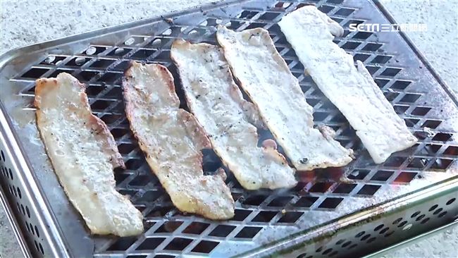 韓烤肉架3秒點燃！內藏椰子炭免生火