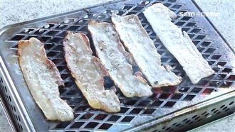 韓烤肉架3秒點燃！內藏椰子炭免生火