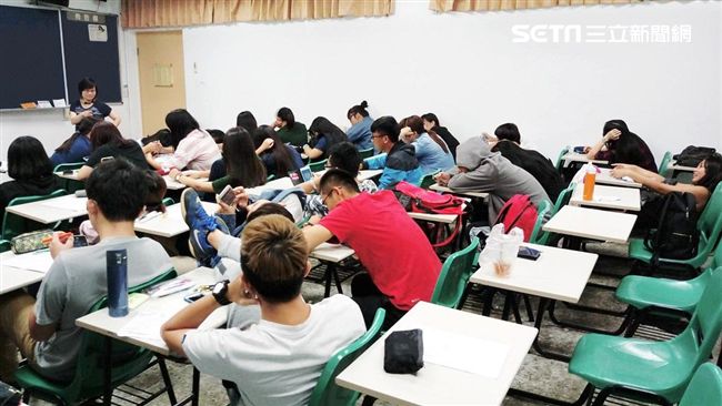 課堂如靈堂？大學教授必修科目：招魂