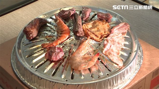 鎖定獨身商機　中秋單人烤肉架賣翻