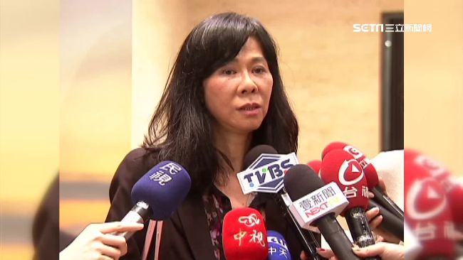 為己私利！女作家急電德外交官幫搬家