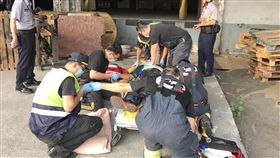 救護人員到場救援。（圖／翻攝畫面）