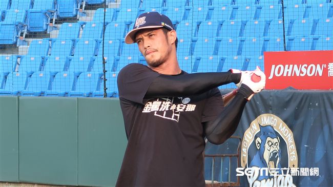 陽耀勳陷桃色糾紛？週刊爆陽母早知道