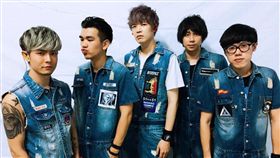 八三夭、831／臉書