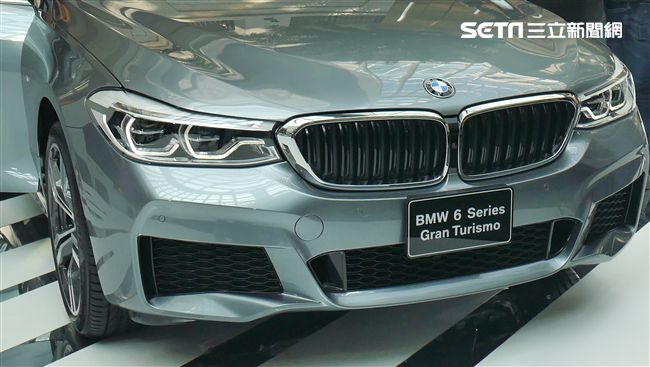 開不起掛上路也好　BMW車牌開搶！