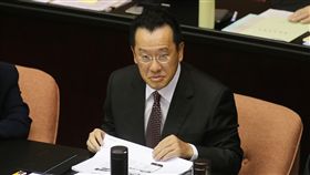 顧立雄：台股基本面不錯  是好投資市場金融監督管理委員會主任委員顧立雄（圖）26日表示，台股跌，相關原因是英國概念股走軟，外資有賣超，但總體而言，台股殖利率接近4％左右，還是好的投資市場，基本面還是不錯。中央社記者徐肇昌攝  106年9月26日