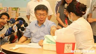 談扁病情被罵翻　柯：有組織操作