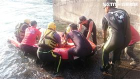 男子龍洞浮潛溺水／翻攝畫面