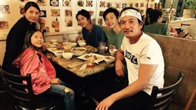 鄒兆龍,家人（圖／翻攝自鄒兆龍微博）