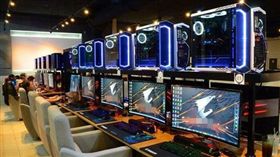 位在台南市南區大同路二段上的這家網咖。（圖／翻攝臉書）