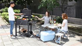 業配／特力屋傳授烤前必備好物爐具。（圖／特力屋提供）