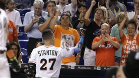 Stanton挑戰60轟失利，球迷仍給予掌聲。（圖／美聯社／達志影像）