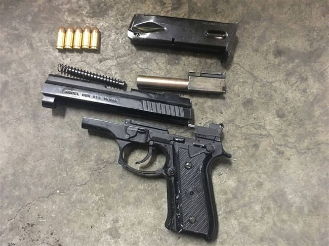 鐵工愛玩槍　貼文求精進被警逮