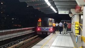 明德站人員跳軌死亡  圖／翻攝畫面