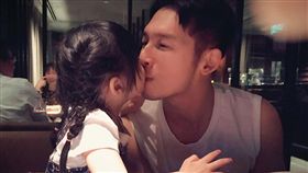 溫昇豪,女兒小晴天,翻攝自溫昇豪臉書