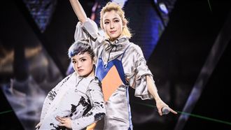 范范合體徐佳瑩　飆神曲不忘逼婚