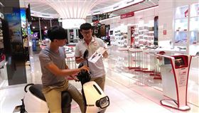 遠傳全台直營門市開賣Gogoro　購車最高折21100