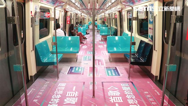 捷運好忙！首輛「思念專車」開上路