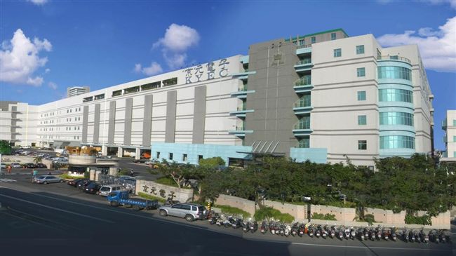 國道警被撞死　京元電董座伸援妻小