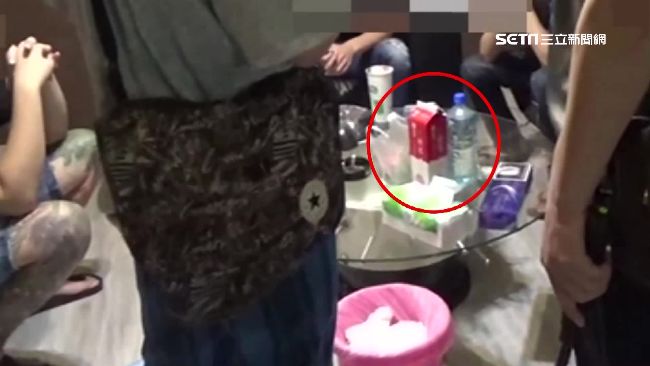 吸毒配厚奶茶　毒品偽裝薑黃錠躲查緝