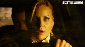 《氣象戰》艾比柯妮許（Abbie Cornish） ／華納兄弟