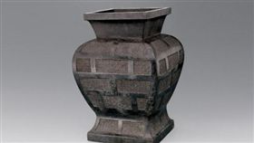 蟠虺紋方壺（圖／翻攝自雅昌拍賣）http://auction.artron.net/paimai-art52352158