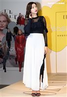 郭雪芙化身超模性感走秀，展現女性自信風格態度。（記者邱榮吉/攝影）