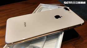 葉立斌攝　iPhone 8 plus 膨脹　充電　爆炸　新莊區