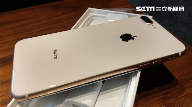 全球9例iPhone8膨脹門懶人包