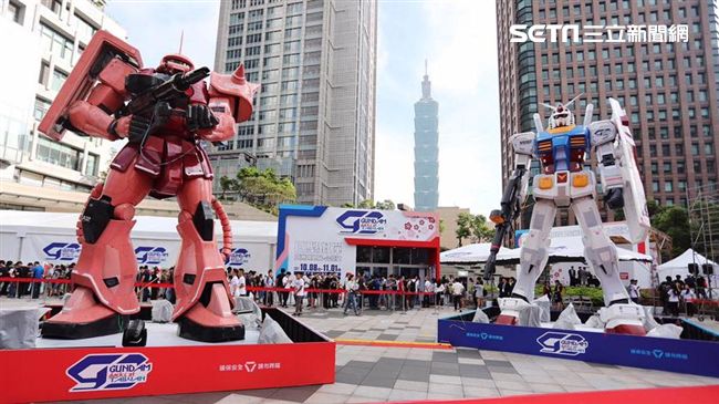 巨型鋼彈展開箱　暗黑之王超限量獨賣