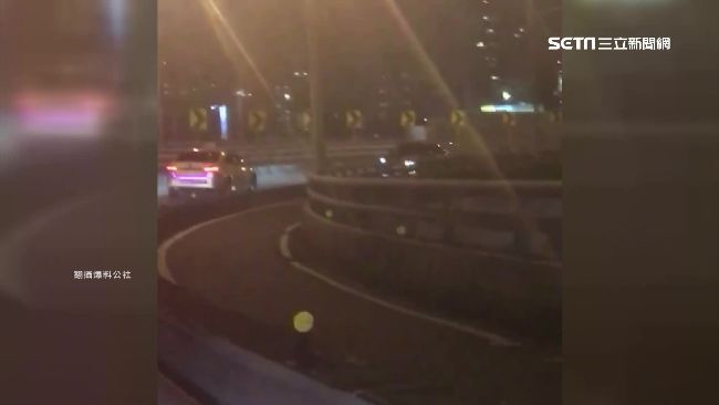 傻眼！三寶駕駛逆向倒退嚕下新北大橋