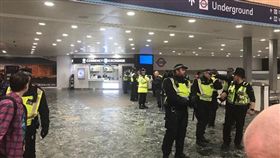 倫敦,衝撞,汽車,Euston,安全警報,尤斯頓車站
（圖／翻攝自推特）