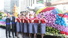 多圖／一次飽覽各國景點　華航最美花車國慶首亮相