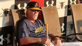 中信兄弟總教練史耐德。（圖／記者王怡翔攝）