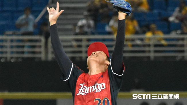 36次救援到手　鄉長一度不敢看比賽