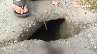 女童賞羊踩空　小腿撕裂傷深可見骨