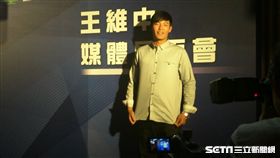 ▲王維中暢談旅美兩三事。（圖／記者林辰彥攝影）