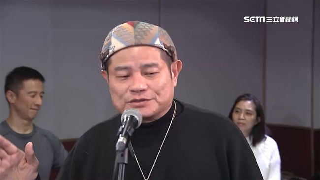 許效舜撿石後牙痛　拜完孫悟空就沒事