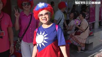 國旗婆婆來了！國慶自費千頂免費送