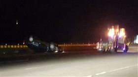 佳冬戰備跑道車禍（圖／翻攝自爆料公社）