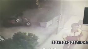 超商店員,捅刀,自殺（圖／翻攝畫面）