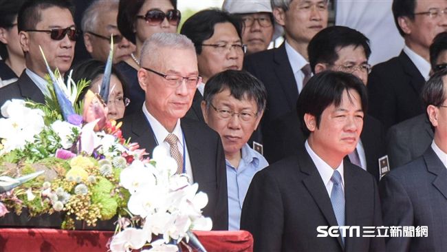 國慶大會唱國歌　賴清德「微張嘴」