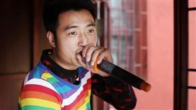 小鮮肉,小丑,女友,收入,中國大陸,河南,開封。（圖／翻攝字華網河南微博）