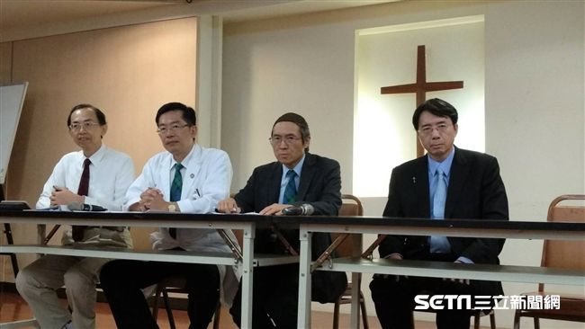 馬偕內鬼唆使印假名片？劉伯恩喊冤